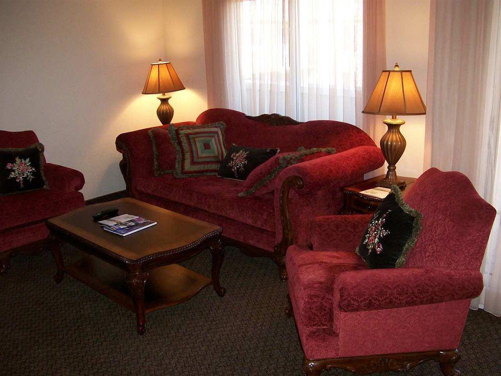 Sheraton Richmond Airport